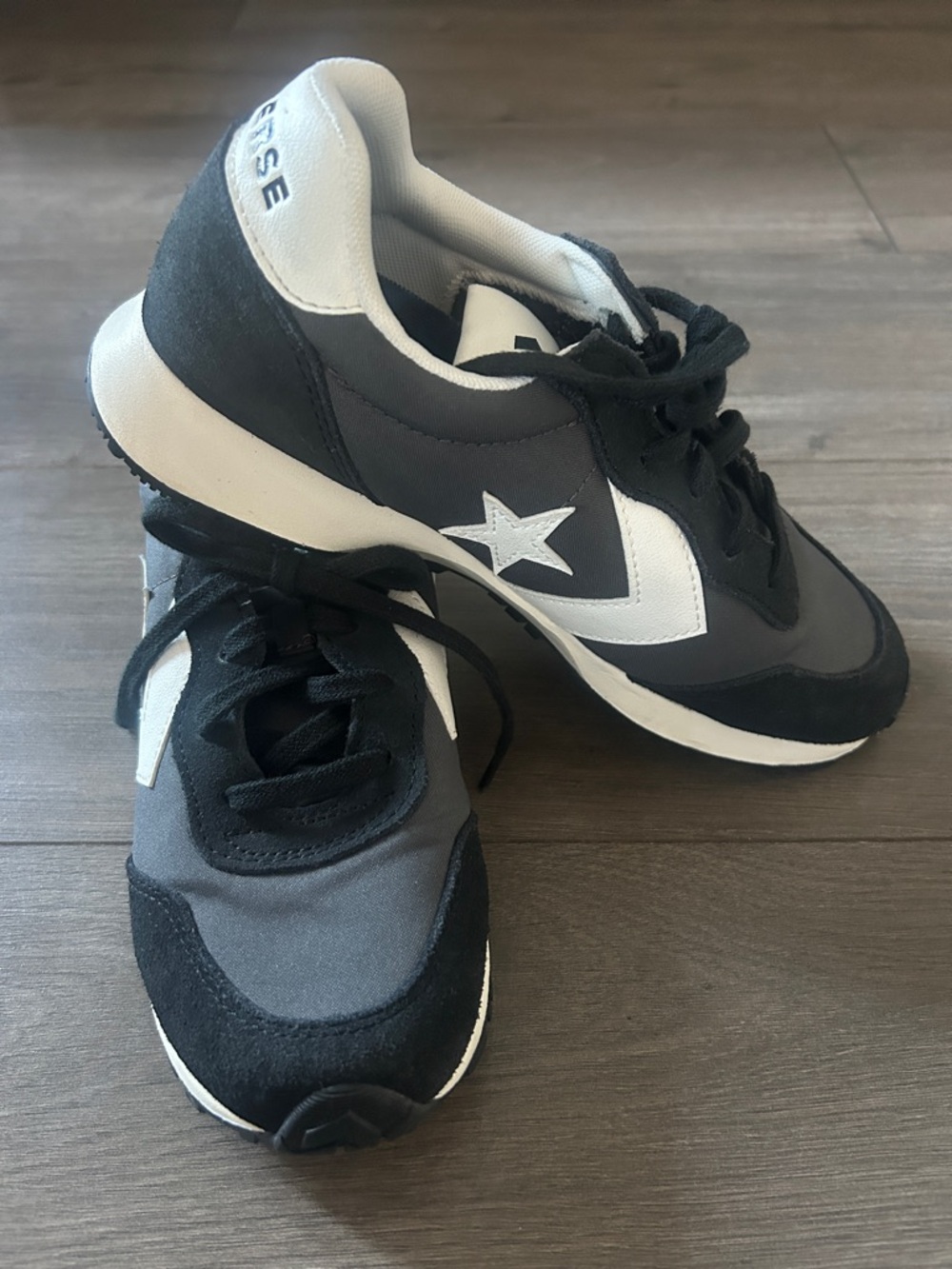 Converse Players Name Ox Sneakers Black Grey White Men’s 7 Women’s 8.5